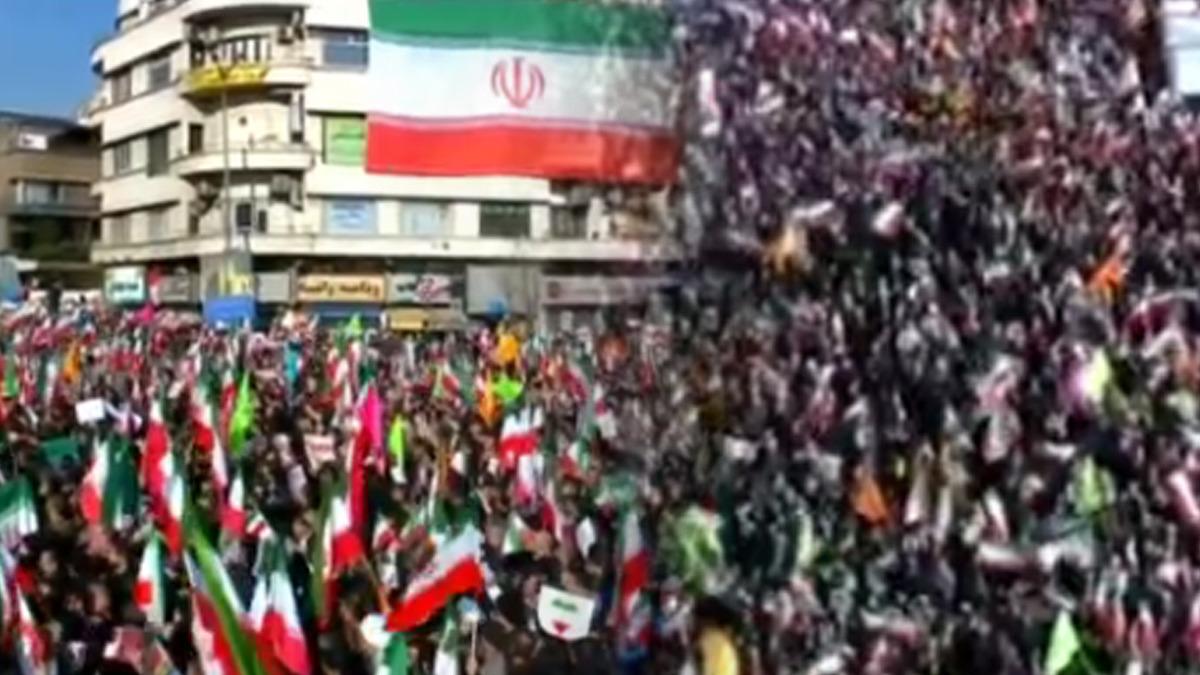 İran'da gerilim tırmanıyor! Rejim karşıtlarıyla, destekçileri karşı karşıya - Dünya Haberleri