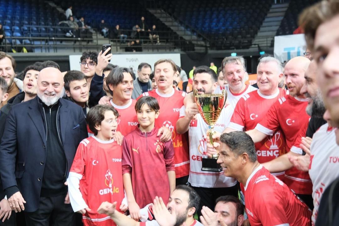 Liseler arası futbol turnuvası T&uuml;gva Gen&ccedil;lig lansmanı ger&ccedil;ekleştirildi! 2