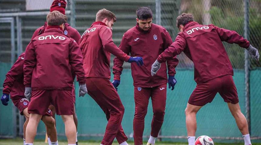 Trabzonspor kupa hazırlıklarını s&uuml;rd&uuml;rd&uuml;