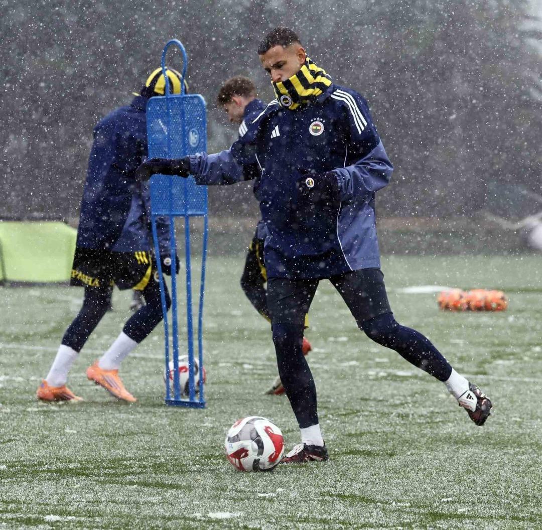 Fenerbah&ccedil;e&rsquo;de Beyoğlu Yeni &Ccedil;arşı ma&ccedil;ının hazırlıkları başladı 1
