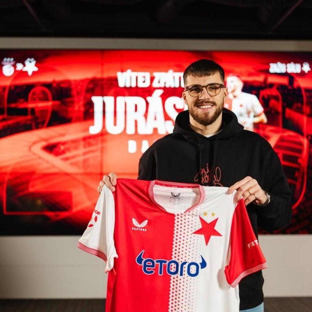 Beşiktaş, David Jurasek in kiralık s&ouml;zleşmesinin feshedildiğini TFF ye bildirdi! 3