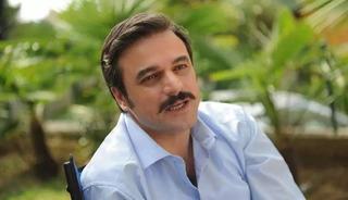  &Uuml;nl&uuml; oyuncu Ufuk &Ouml;zkan hastaneye kaldırıldı