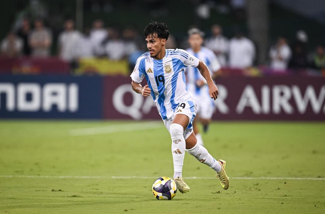 Galatasaray İstanbul a getirdi! Fenerbah&ccedil;e imza attırıyor! Can Armando G&uuml;ner bombası 3