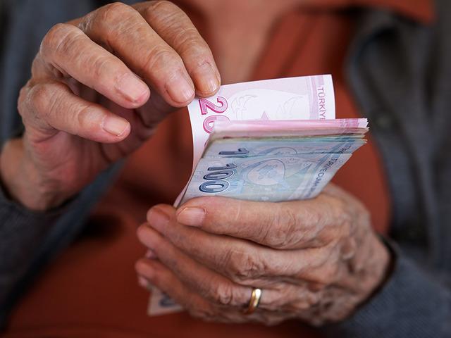 Emekli aylığına yeni form&uuml;l! Sil baştan değişiyor: D&uuml;ş&uuml;k maaş alana destek