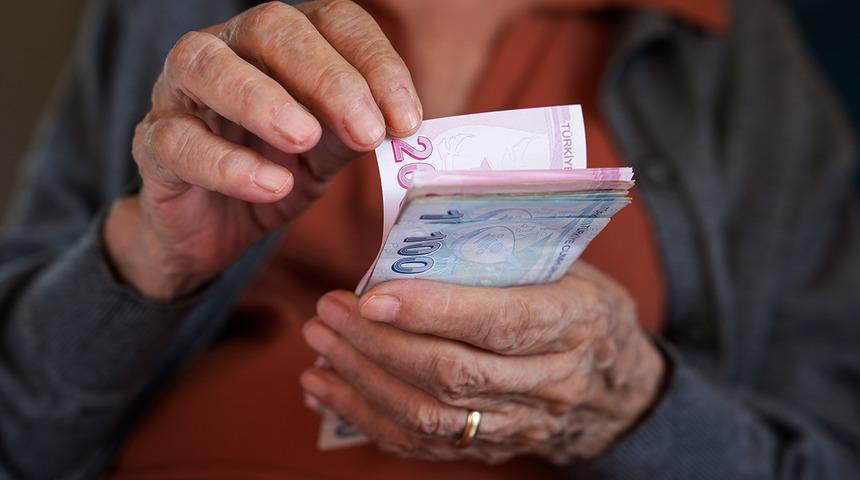 Emekli aylığına yeni form&uuml;l! Sil baştan değişiyor: D&uuml;ş&uuml;k maaş alana destek