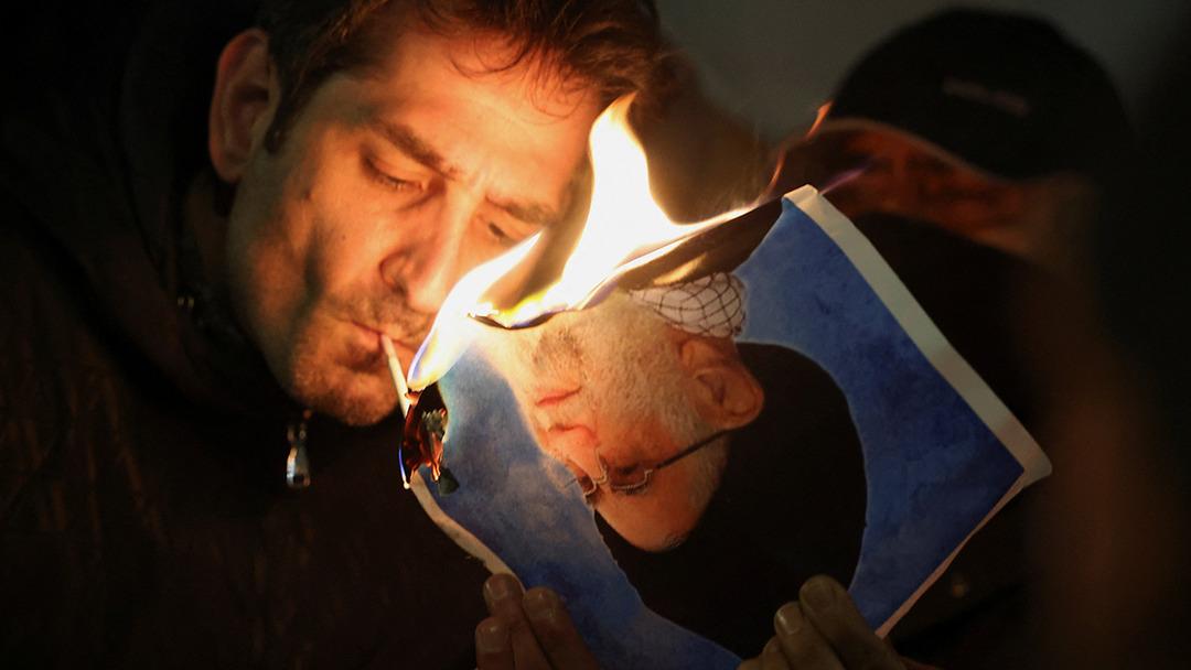 İran&rsquo;da kaos derinleşiyor: 16 g&uuml;nde 646 &ouml;l&uuml;, ABD&rsquo;den &lsquo;acil tahliye&rsquo; &ccedil;ağrısı 3