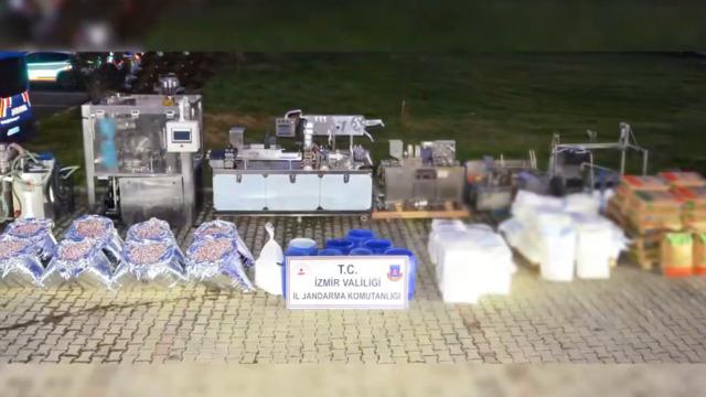 Bakan Yerlikaya duyurdu: İzmir’de 1 ton 625 kilo uyuşturucu hap ham maddesi ele geçirildi