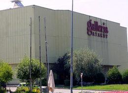 Türkiye'nin ilk AVM'si yıkılıyor