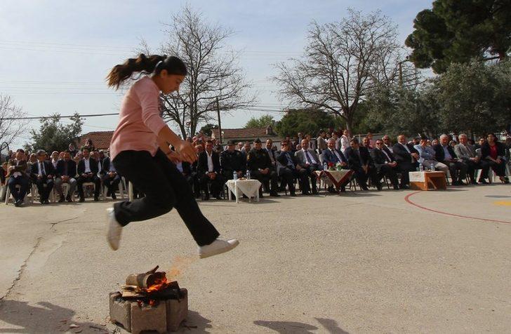 Saruhanlı’da Nevruz kutlamaları G2