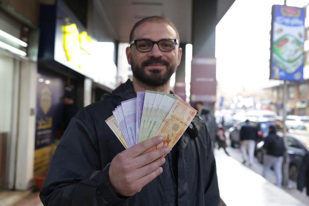 Suriye de yeni paralar tedav&uuml;le girdi: 3 ay s&uuml;re verildi  &Ouml;demeleri azalacak  6