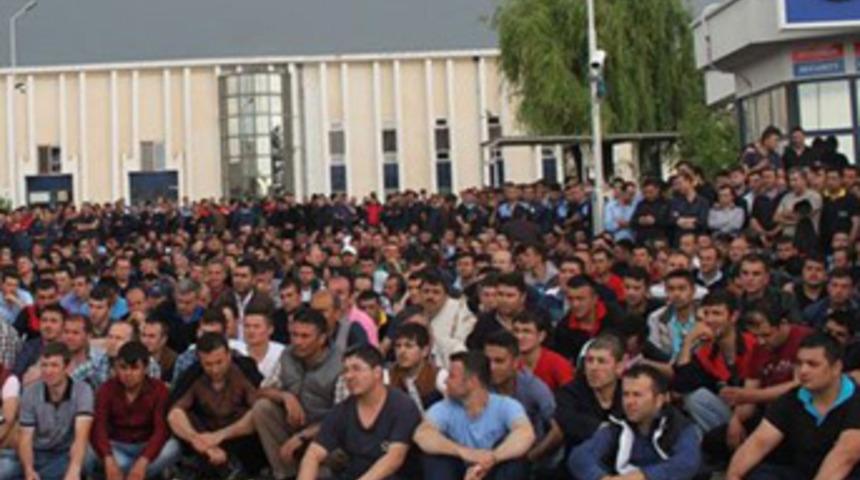 Dev fabrikada 1.600 işçi iş bıraktı