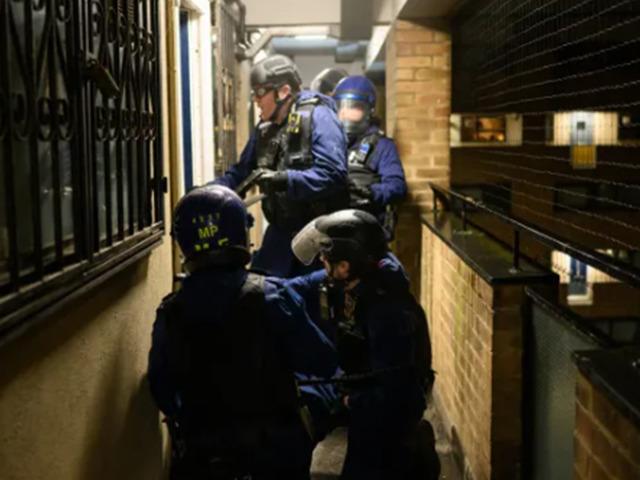 '1 numaralı tehdit': İngiltere'de 'T&uuml;rk Mafya' operasyonu!