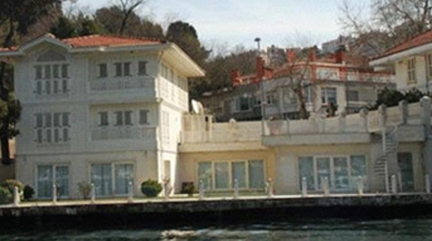 Erbakan'ın yalısı 60 milyona satılık