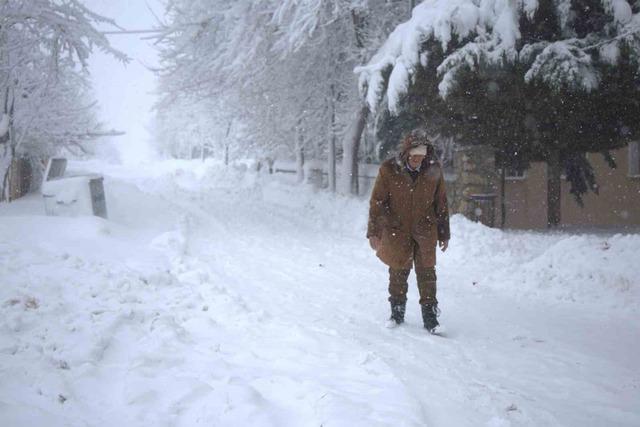Yoğun kar yağışı Harput&rsquo;u yuttu, 4 bin yıllık tarih g&ouml;zden kayboldu 3