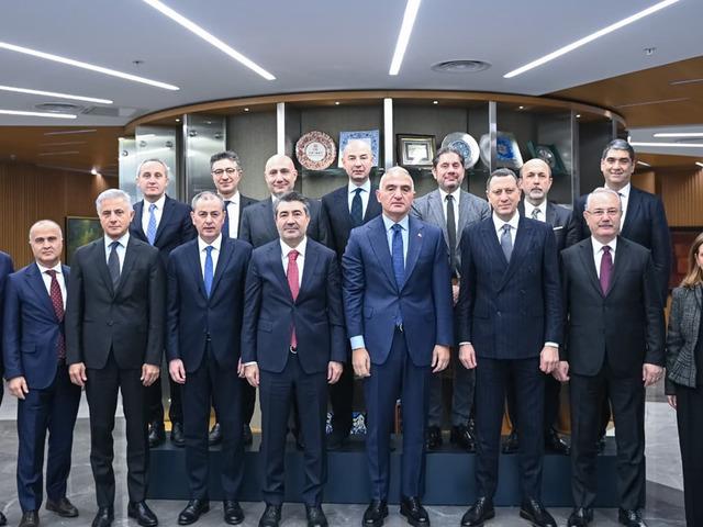 T&uuml;rkiye&rsquo;nin turizm g&uuml;ndemi masaya yatırıldı!