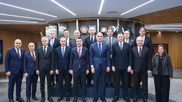 Türkiye’nin turizm gündemi masaya yatırıldı! Bakan Ersoy’dan açıklama