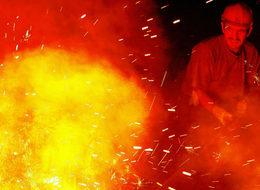 Türkiye 2015'te beklentilerin üzerinde büyüdü: %4