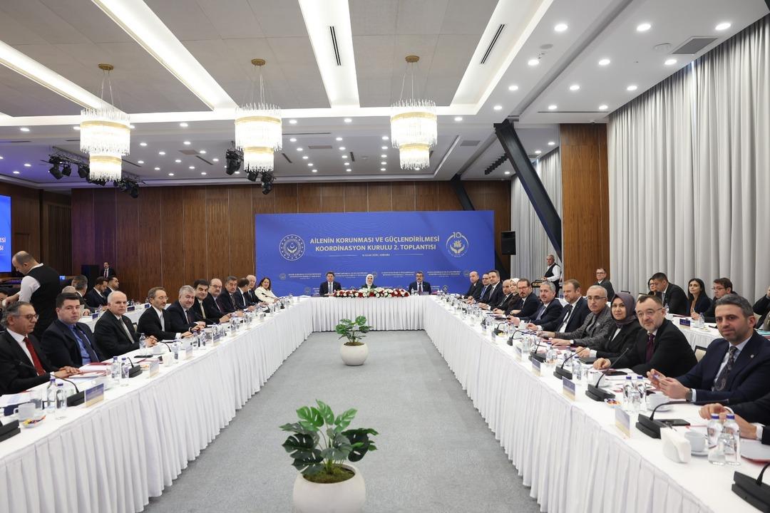 Bakan G&ouml;ktaş duyurdu: 56 bin 400 gen&ccedil; &ccedil;iftin kredi &ouml;demesi ger&ccedil;ekleşti 1