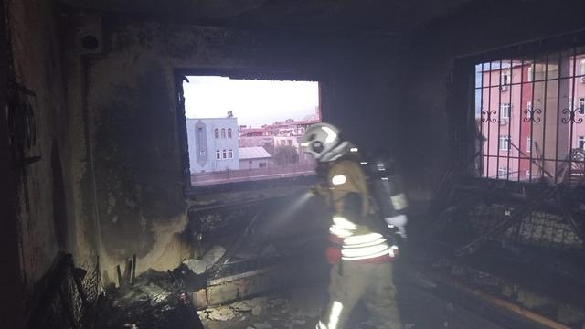 Payas’ta ev yangını