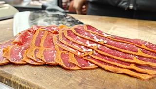 2400 TL'ye satılıyor 'Rağbet arttı' Hava soğuduk&ccedil;a işleri a&ccedil;ılıyor