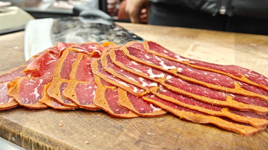 2400 TL'ye satılıyor 'Rağbet arttı' Hava soğuduk&ccedil;a işleri a&ccedil;ılıyor