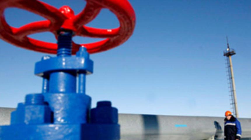 Gazprom, Türk Akımı'nın kapasitesini yarı yarıya indirdi