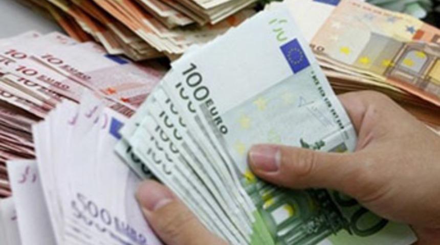 Parayı dövize yatıran kazandı