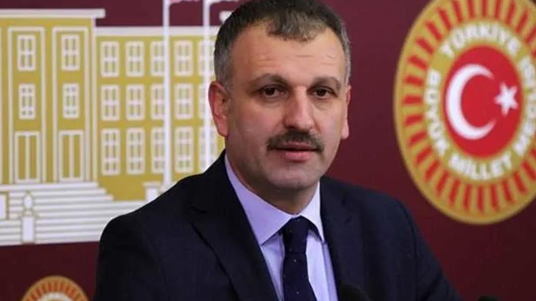 G&uuml;mr&uuml;k vergisi d&uuml;zenlenmesi g&uuml;ndem oldu! Cumhurbaşkanı Başdanışmanı Oktay Saral: "Burada a&ccedil;ık&ccedil;a fırsat&ccedil;ılık ve istismar var" 1