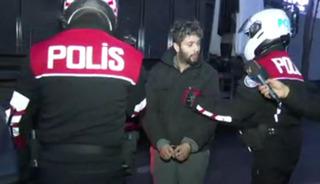 Gen&ccedil; kızı ka&ccedil;ıran şahıs canlı yayında yakalandı!