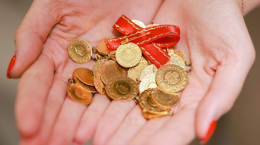 Altın rekora yaklaştı, g&uuml;m&uuml;şte yeni zirve (14 Ocak 2026 g&uuml;m&uuml;ş ve altın fiyatları)