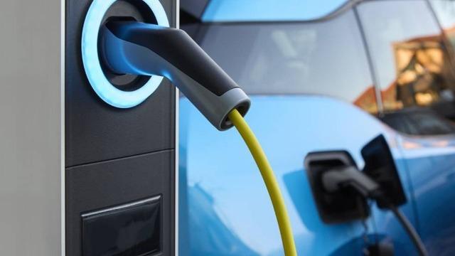 D&uuml;nyada 2025'teki elektrikli ara&ccedil; satışları 20,7 milyonla rekor kırdı