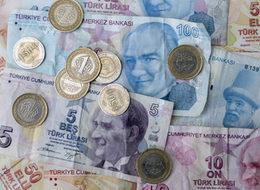 Türk Lirası 4 yılın en iyi ayına hazırlanıyor
