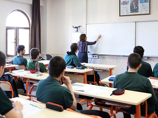 Milyonlarca &ouml;ğrencinin beklediği haber! 16 g&uuml;n boyunca s&uuml;recek