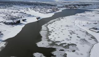 Donan Emre G&ouml;l&uuml; g&ouml;r&uuml;nt&uuml;s&uuml;yle kartpostalları aratmadı