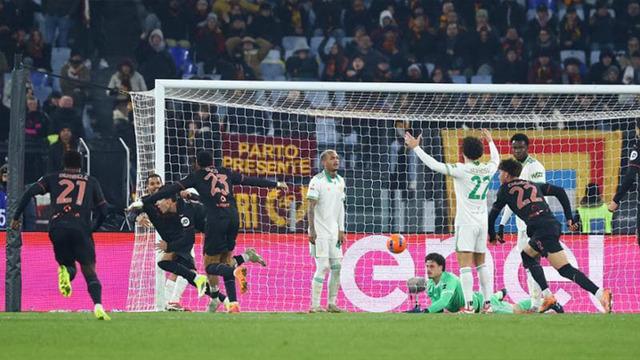 Türk yıldız İtalya'da Roma'yı yıktı! Rüyamda sol ayağımla gol atıyordum