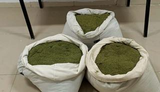 Van'da 5 kilo 250 gram esrar ele ge&ccedil;irildi