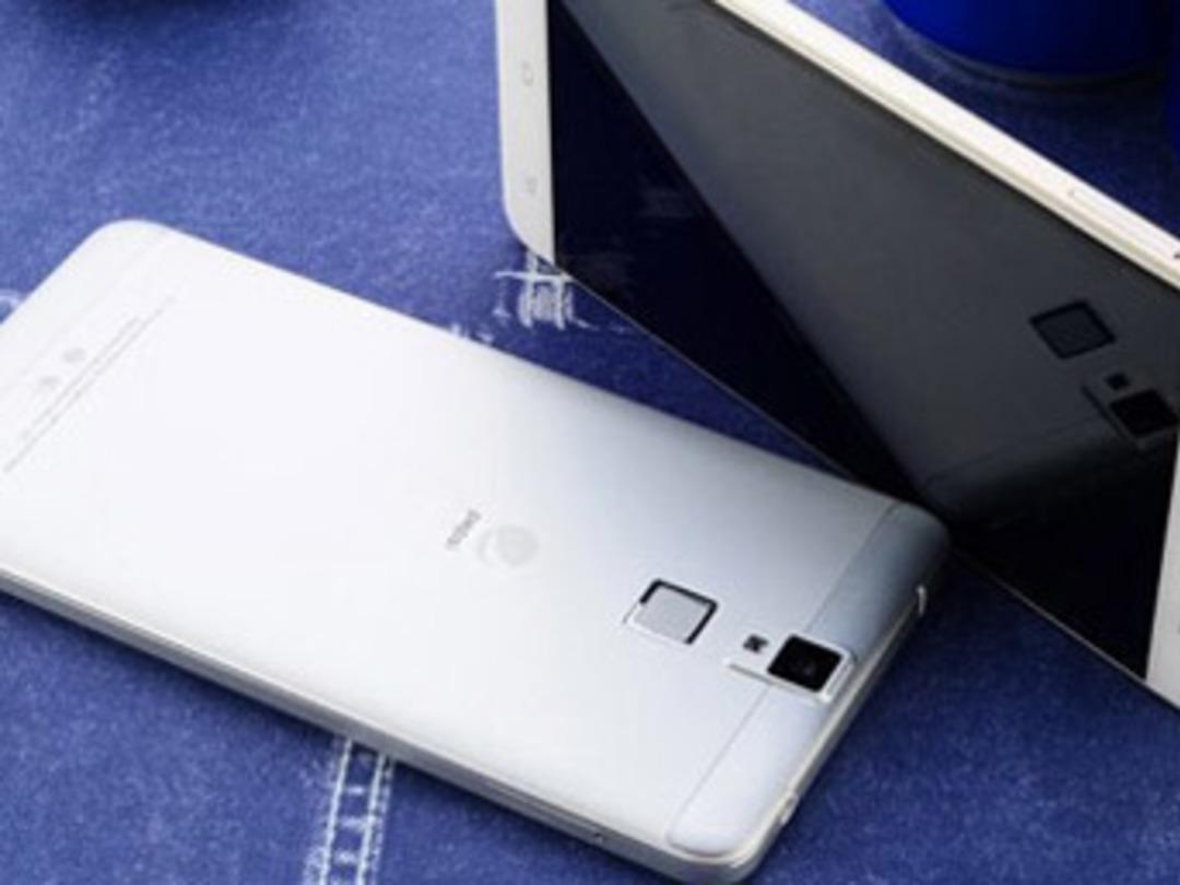 Pepsi akıllı telefon &uuml;retti