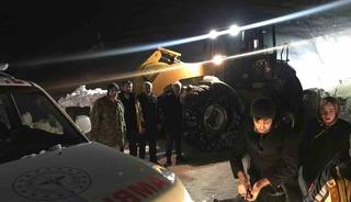 Hastaya ulaşmak i&ccedil;in 4 saat boyunca yol a&ccedil;ıldı