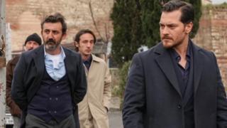 Eşref R&uuml;ya'da kriz mi var? Her şeyi sildi