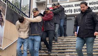 Kuyumcu soyup otelde kadınlarla eğlendiler! Paraları bakın nereye saklamışlar