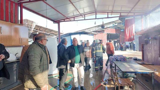 Bozdoğan&rsquo;da ev alevlere teslim oldu 5