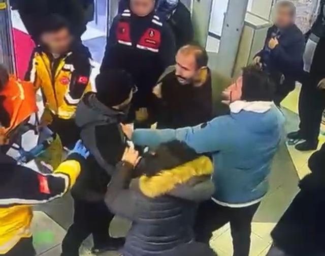 Hastane m&uuml;d&uuml;r yardımcısı ile sendika başkanı arasında "klima" kavgası kamerada 1