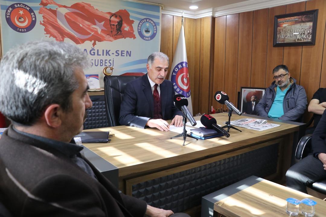 Memur ve emekli i&ccedil;in refah payı &ccedil;ıkışı  Tablo b&ouml;yle tersine &ccedil;evrilebilir  3