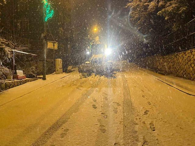 Yoğun kar Mardin&rsquo;i beyaza b&uuml;r&uuml;d&uuml;! 2