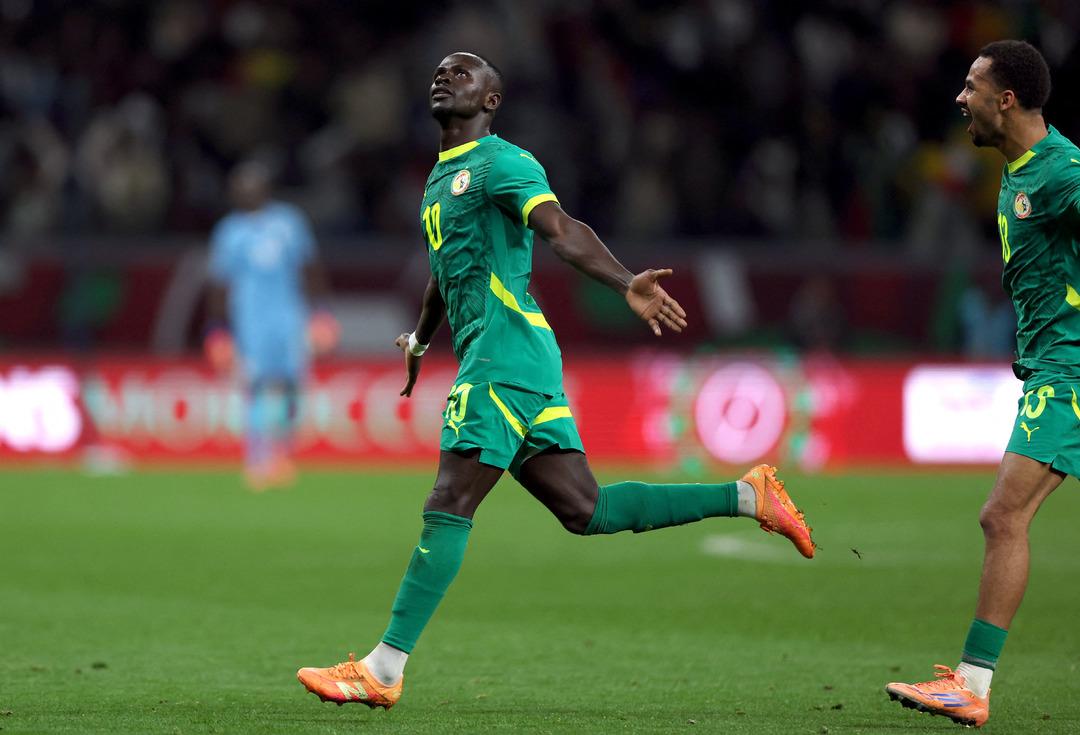 Sadio Mane gemisini finale taşıdı! Afrika da ilk finalist belli oldu: Mısır a "tek kurşun" yetti! 1