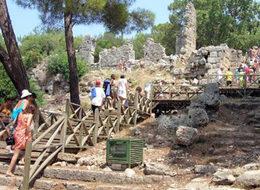 Tarihi eserler para bastı