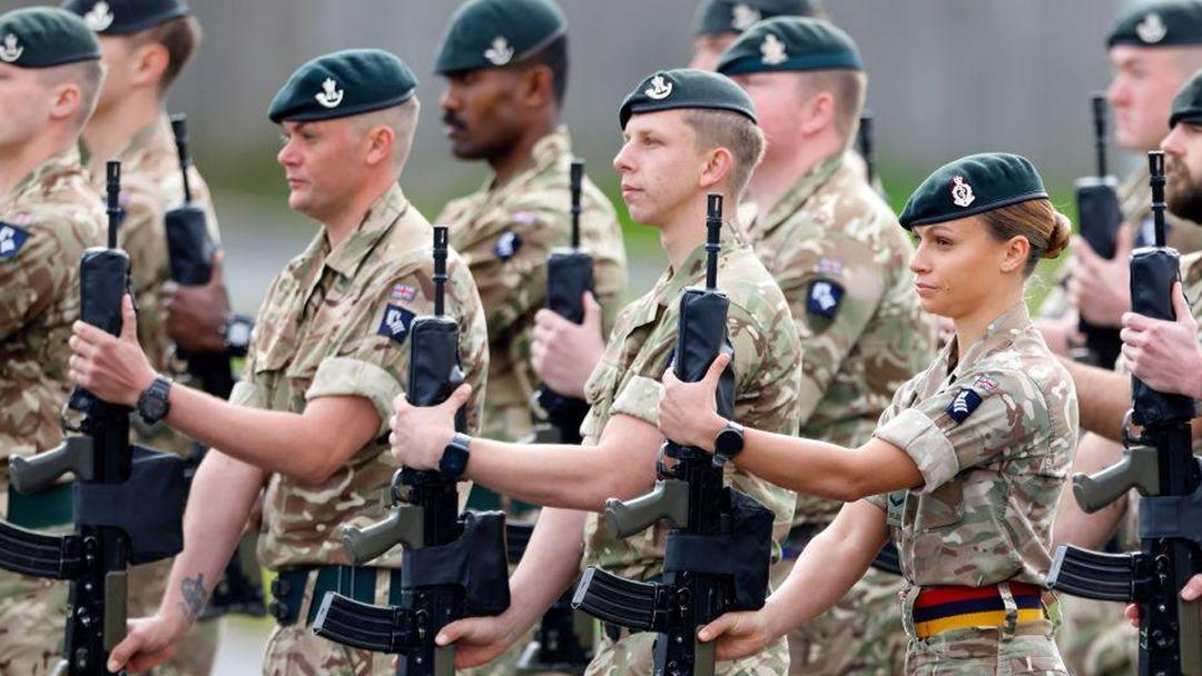 ABD&rsquo;nin ardından İngiltere&rsquo;nin de Katar&rsquo;daki askerlerini geri &ccedil;ekme kararı aldığı iddiası 1