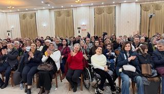 G&ouml;lc&uuml;k&rsquo;te T&uuml;rk Halk M&uuml;ziği Değirmendere Korosu konser verdi