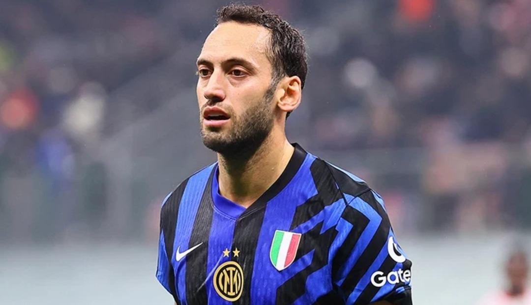 Dursun &Ouml;zbek ateşi yaktı: "İlle de Hakan &Ccedil;alhanoğlu!" Aslan ın r&uuml;ya transferi ger&ccedil;ek oluyor 2