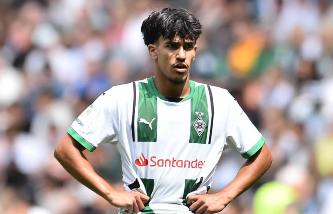 Galatasaray a "takip" attı, Fenerbahçe ile görüştü, Galatasaray a imzayı atıyor! 3